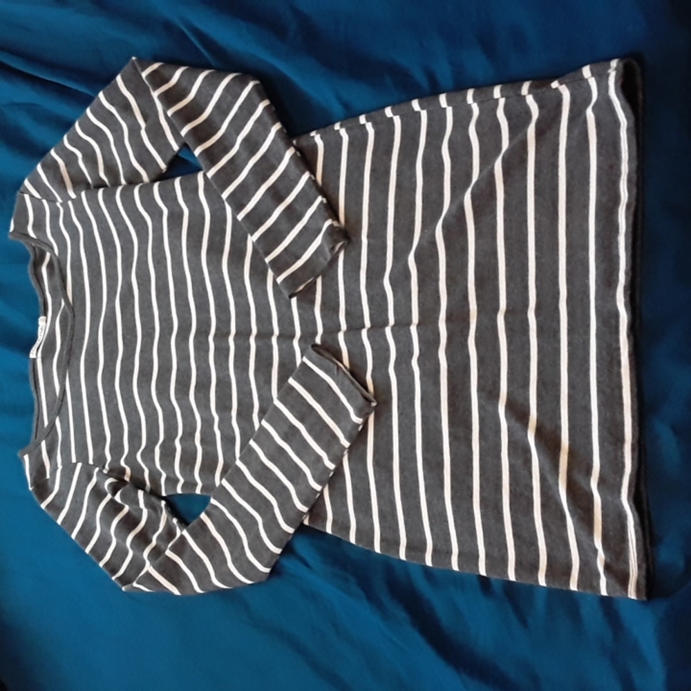 Heart and Hips  Charcoal  Grey Dress  with  White  stripes.  Size  Large.